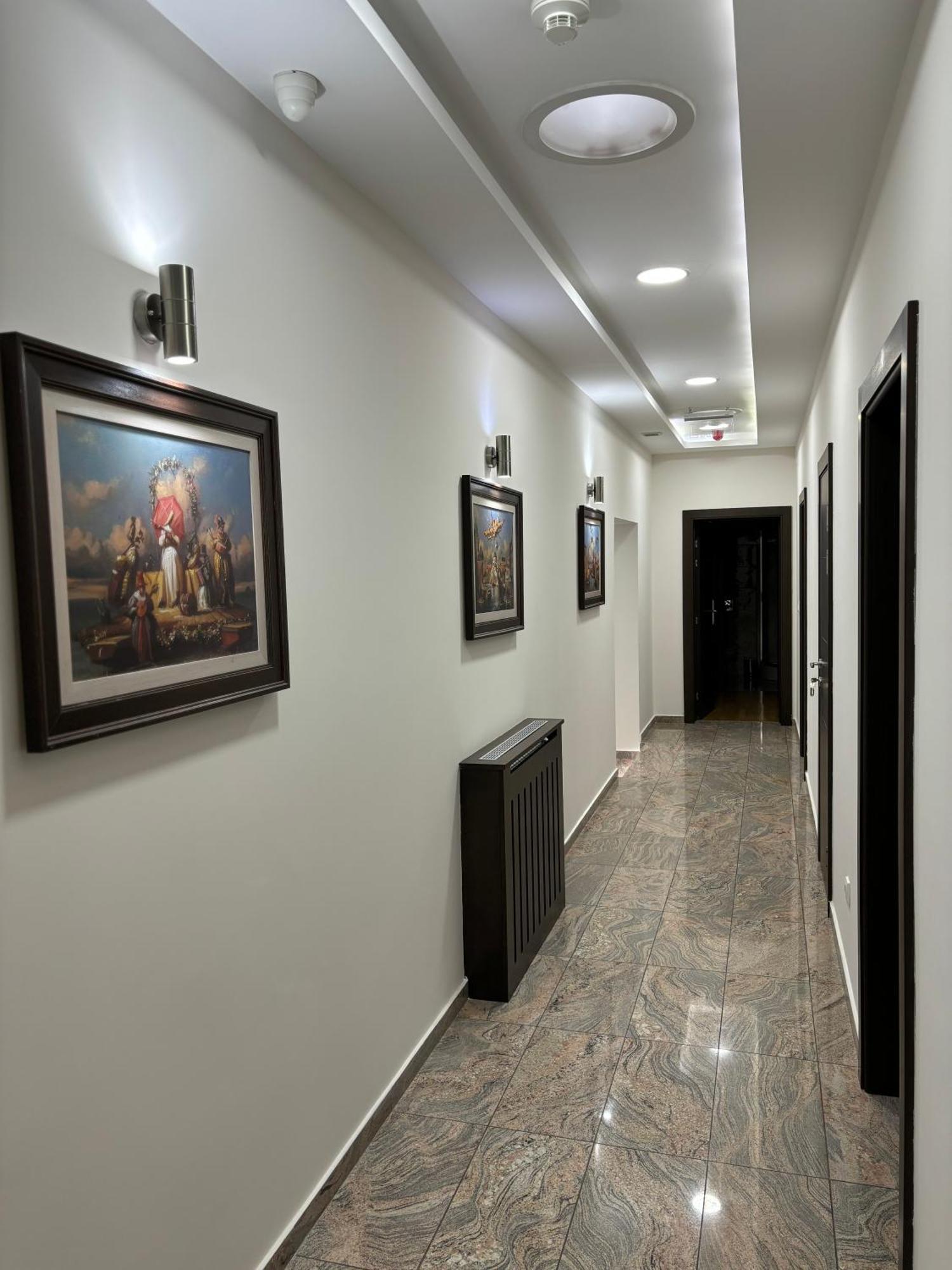 Atrium Bed and Breakfast Sremska Mitrovica Buitenkant foto